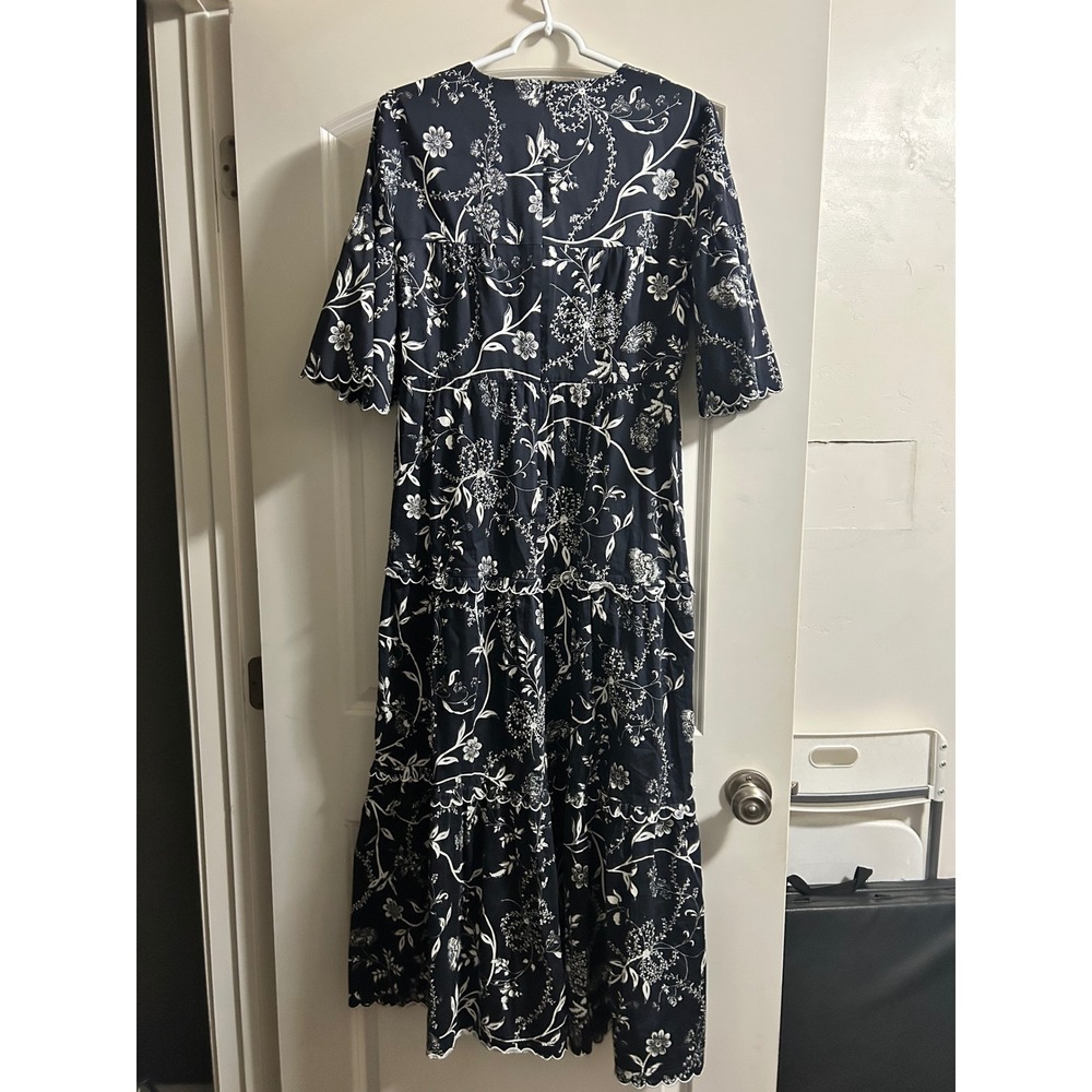 Tuckernuck Navy White Floral Scalloped Tiered Maxi Dress Womens Medium - Picture 2 of 9